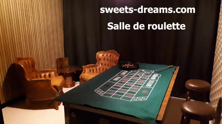 Sweets-Dreams-Amiens-Picardie-Insolite-Balneo-Week-End-Amoureux Contoire Buitenkant foto